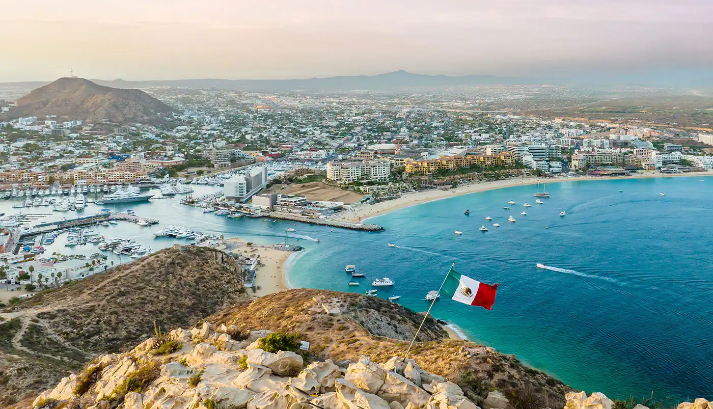 17-Day Panama Canala from Los Angeles to Miami: Mexico & Bahamas