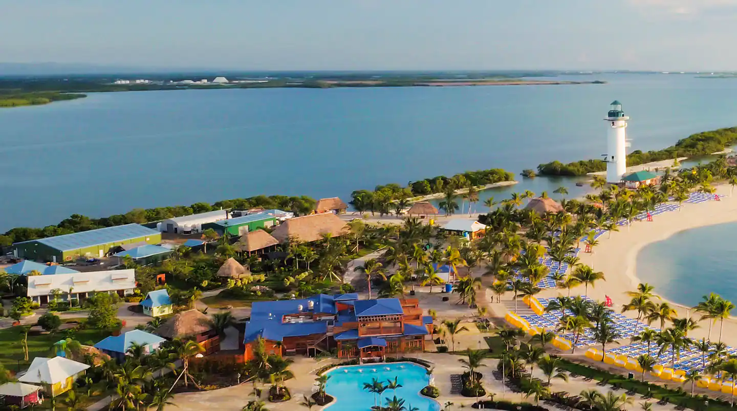7-Day Caribbean Round-trip New Orleans: Harvest Caye, Cozumel & Roatan