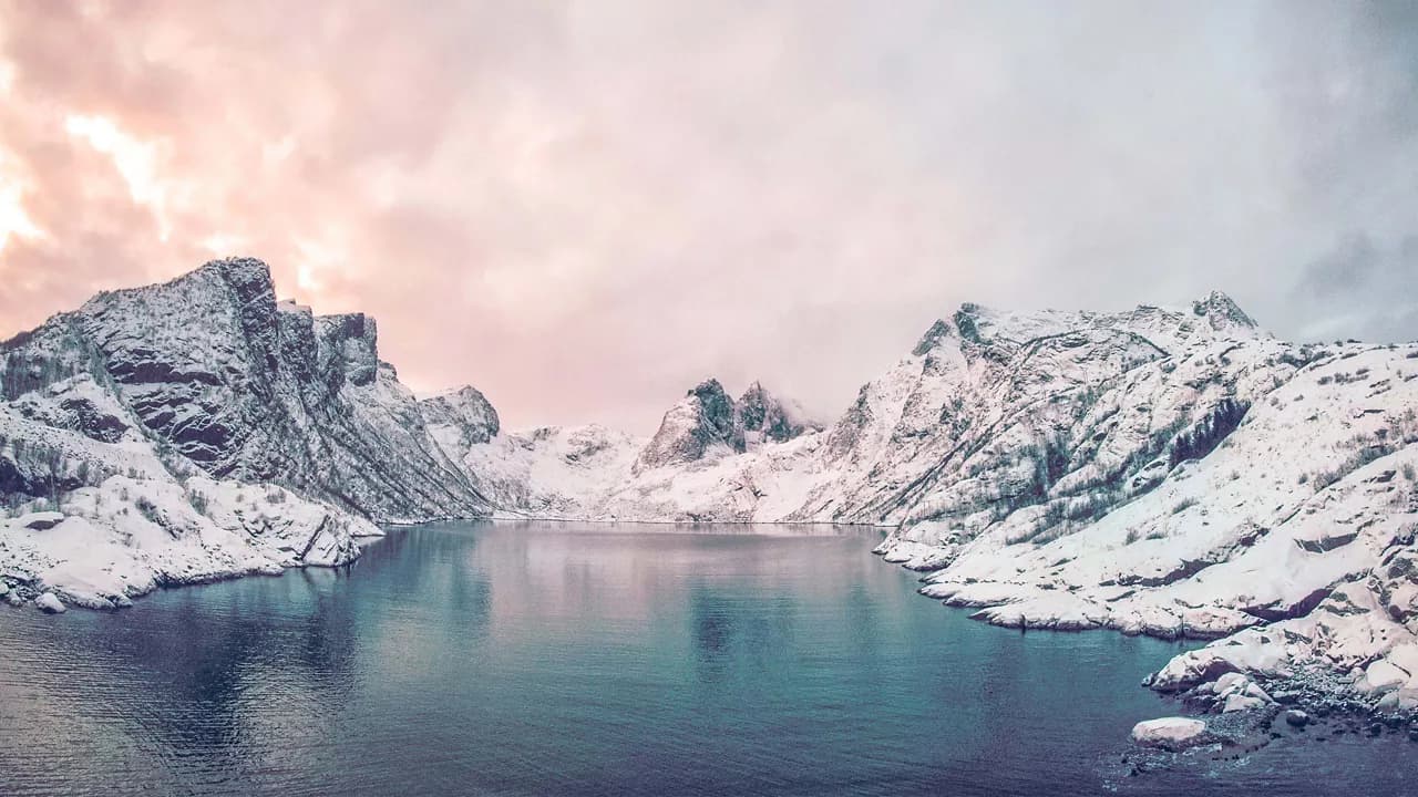 Norwegian Fjords & Arctic Circle